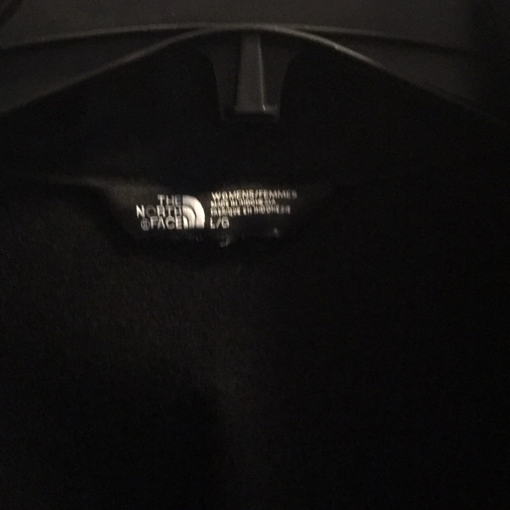 Light Northface Jacket - image 3